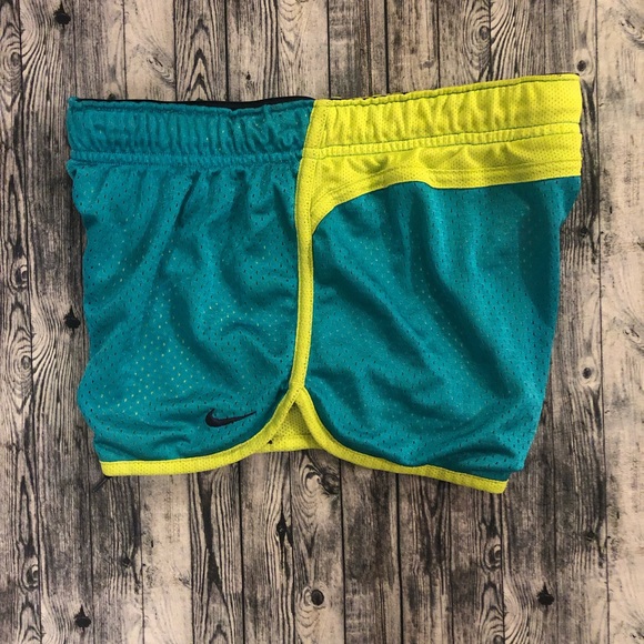 Nike Workout Shorts - Picture 3 of 4